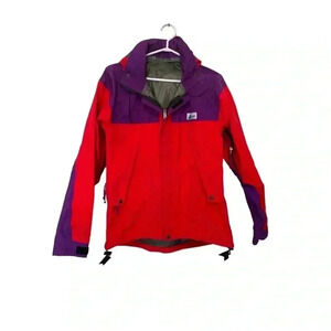 Vintage MEC Men’s Technical Gore-Tex jacket, under arm  venting, Velcro cuffs